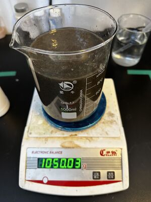 سعر جيد مساعدات الصرف الصحي مع مدة صلاحية 3 أشهر ومحتوى صلب بنسبة 38٪ لإعادة استخدام الوحل في صناعة الورق الانترنت